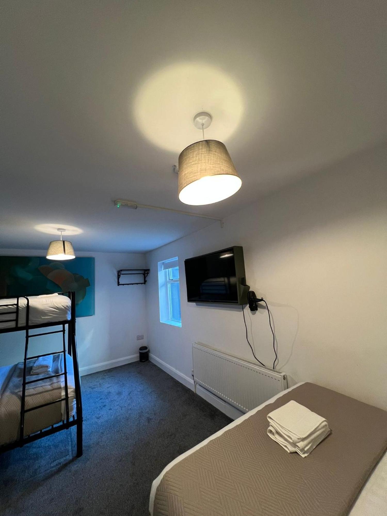 Mary Mullen'S Rooms Eyre Square. Galway Luaran gambar